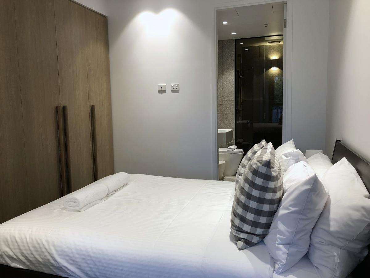 شقة Pride Fawkner St Kilda Rd With Gym & Pool ملبورن المظهر الخارجي الصورة