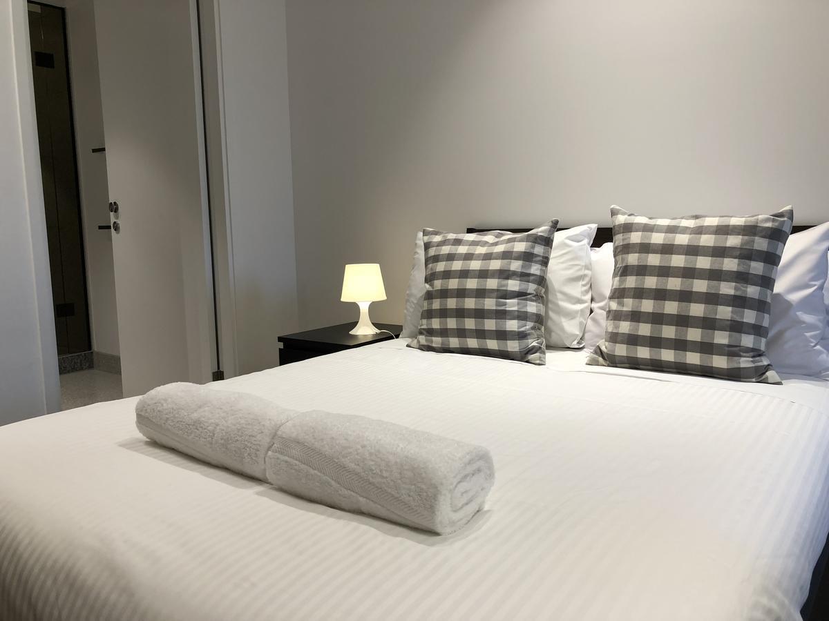 شقة Pride Fawkner St Kilda Rd With Gym & Pool ملبورن المظهر الخارجي الصورة