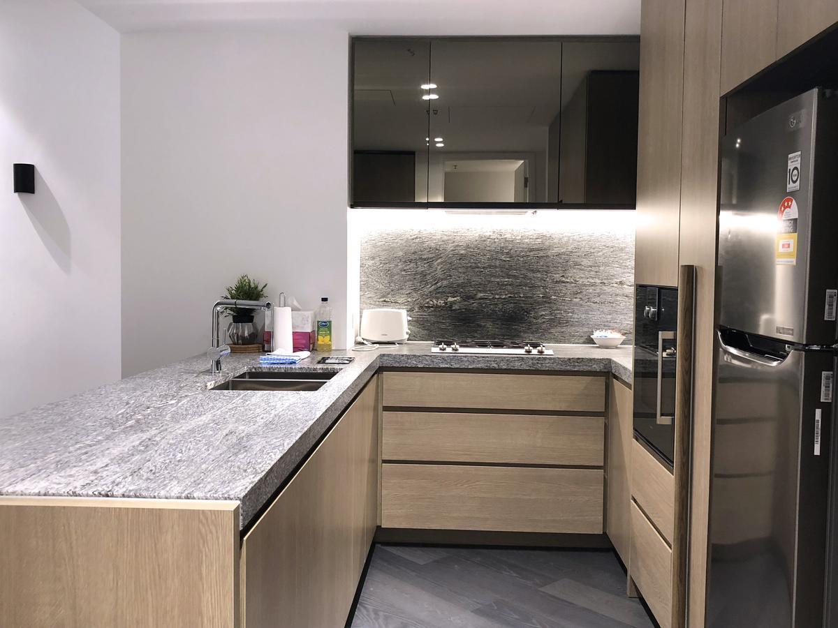 شقة Pride Fawkner St Kilda Rd With Gym & Pool ملبورن المظهر الخارجي الصورة
