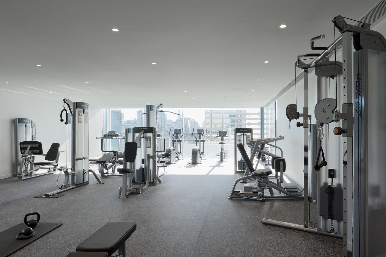 شقة Pride Fawkner St Kilda Rd With Gym & Pool ملبورن المظهر الخارجي الصورة