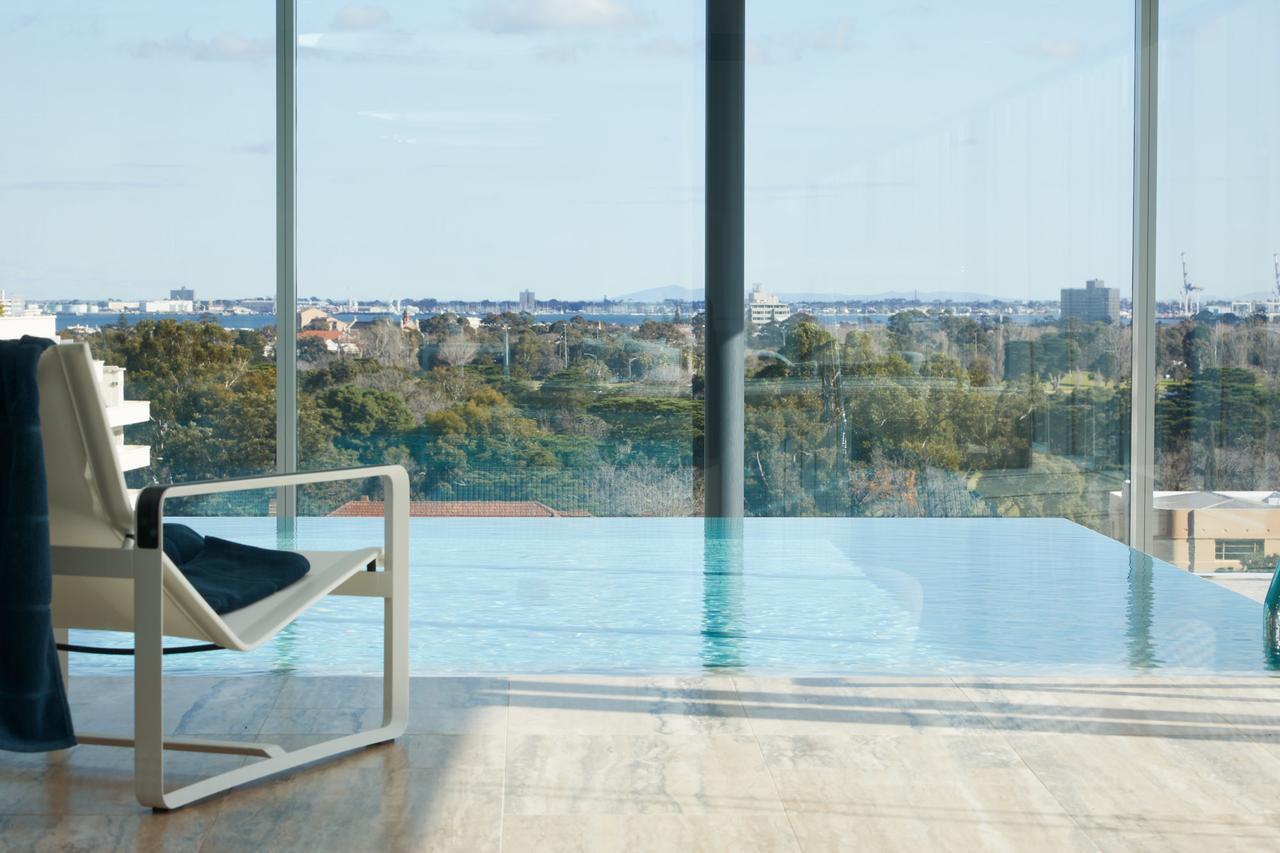 شقة Pride Fawkner St Kilda Rd With Gym & Pool ملبورن المظهر الخارجي الصورة