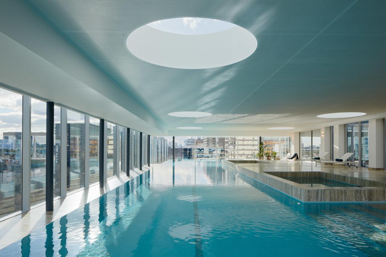 شقة Pride Fawkner St Kilda Rd With Gym & Pool ملبورن المظهر الخارجي الصورة